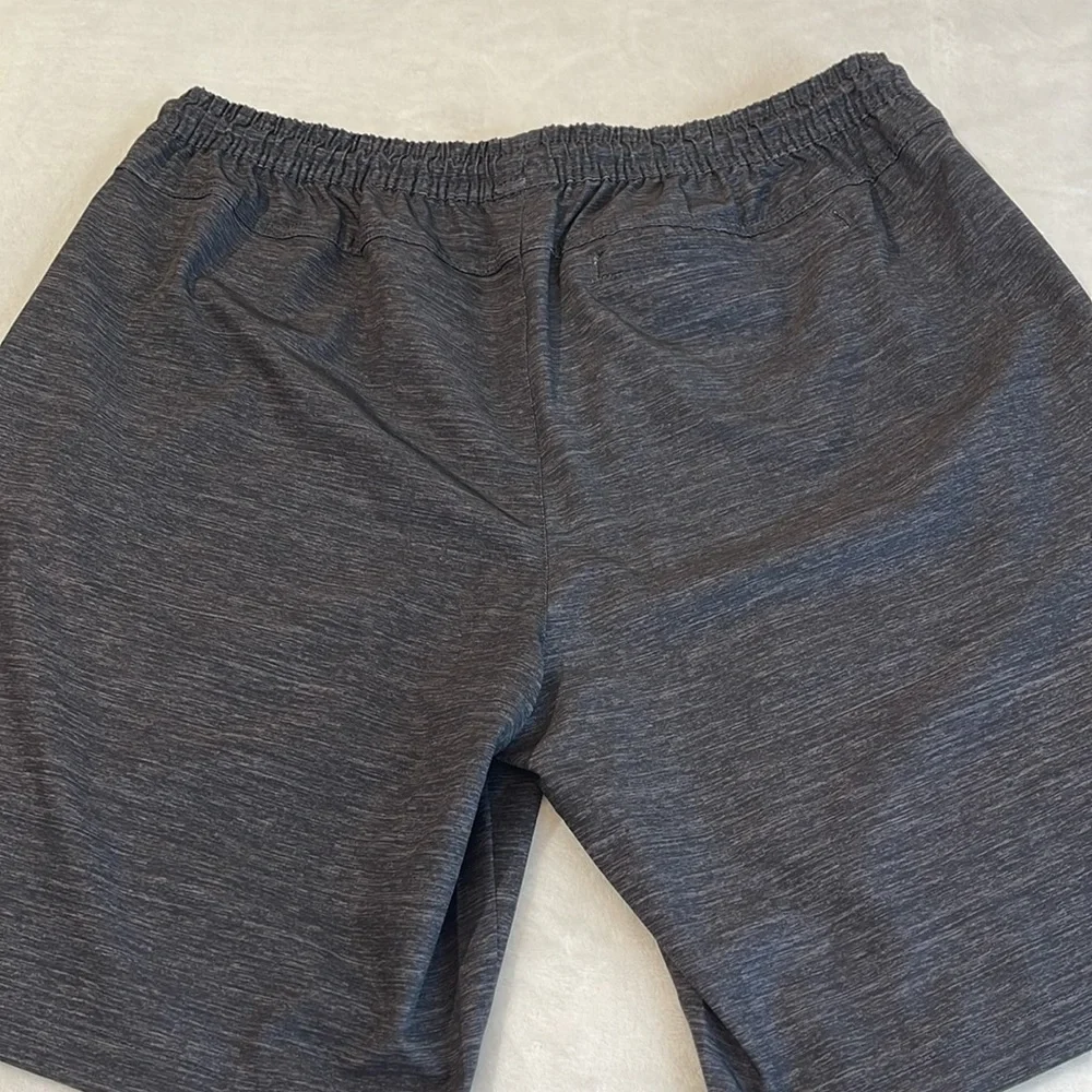 HURLEY SIZE XL , SEE MEASUREMENTS, Men's Black/Gray Shorts